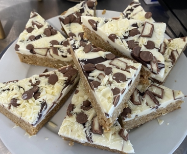 Kinder Choc Loaded Flapjack